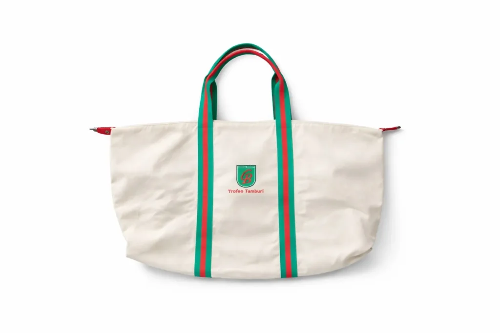 Sacca-trofeo-Tamburi Sacca per Trofeo di Golf in tessuto bianco con logo personalizzato Golg club Tamburi