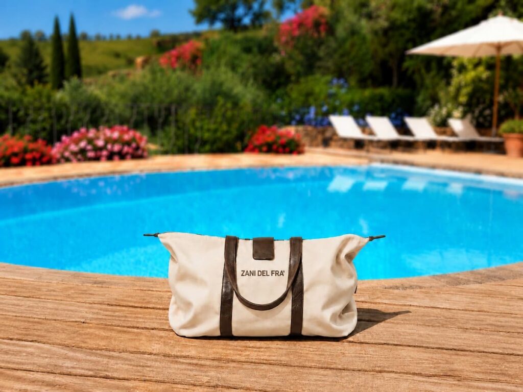 borsa-liberty-piscina-cover-1200 Borsa Liberty in tessuto e pelle personalizzabile - Zani Del Fra'